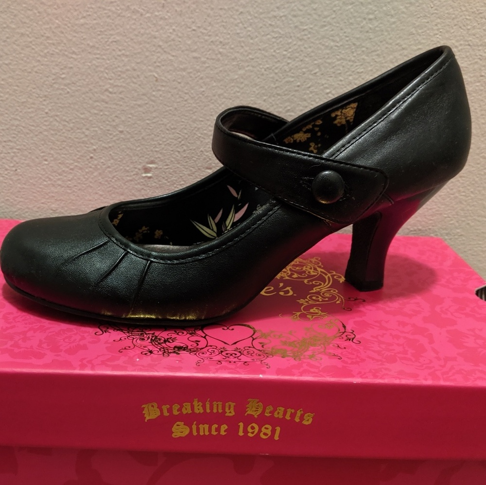 Candies Cello Black Heels